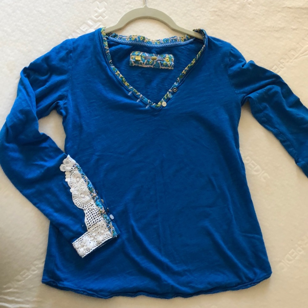 🔥Anthro Little Yellow Button Top XS!